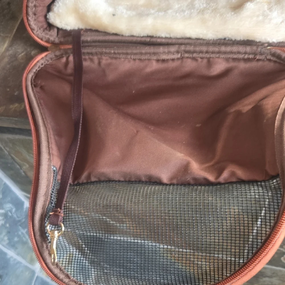 Tail Tan and Gray Pet Carrier